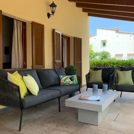 Casa Coromines بيت للعطل *